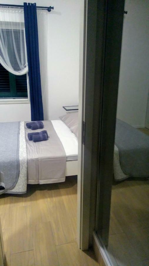 Studio apartman Adris Hotel Sibenik Bagian luar foto